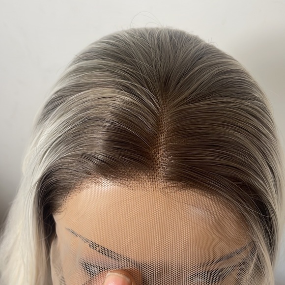 - 💫24” BLONDE OMBRÉ NATURAL STRAIGHT LACE FRONT WIG - Picture 16 of 17